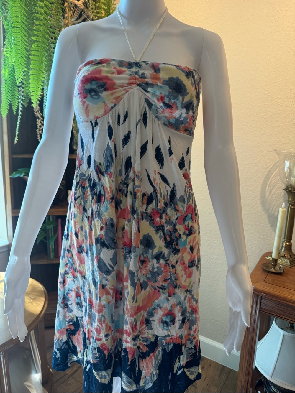 American Eagle Outfitters Strapless Floral Dress in Cream, Navy, Coral Y2K